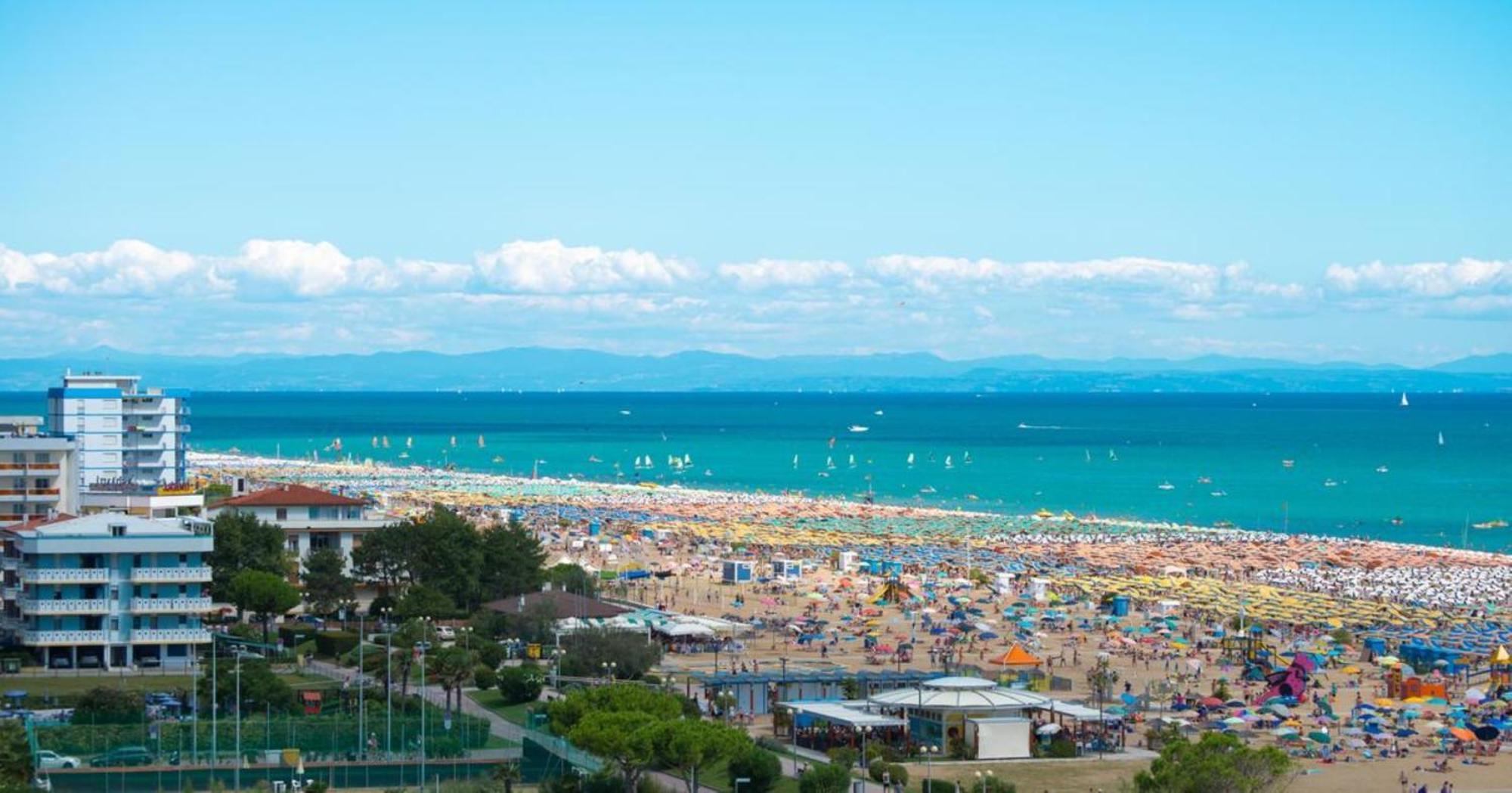 Recently Built Flat With Swimming Pool And Balcony Bibione